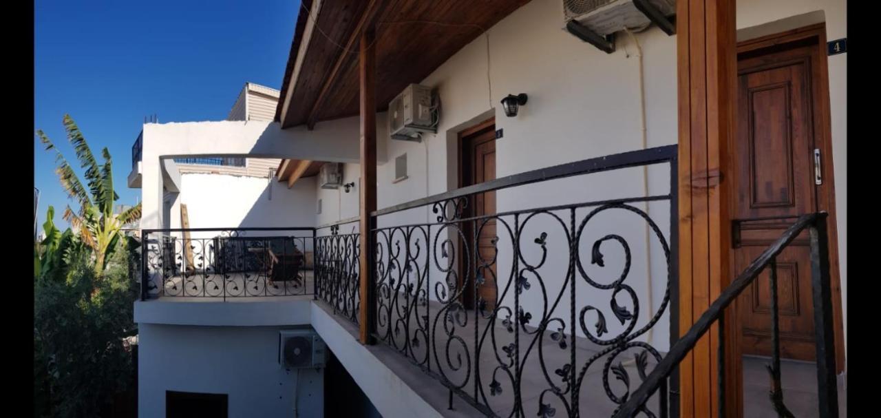 Magic Moon Guest House Famagusta  Exterior foto