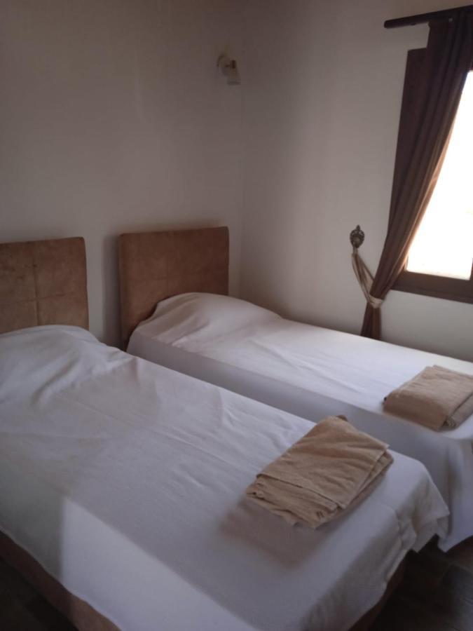 Magic Moon Guest House Famagusta  Exterior foto