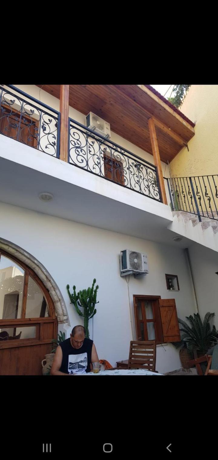 Magic Moon Guest House Famagusta  Quarto foto